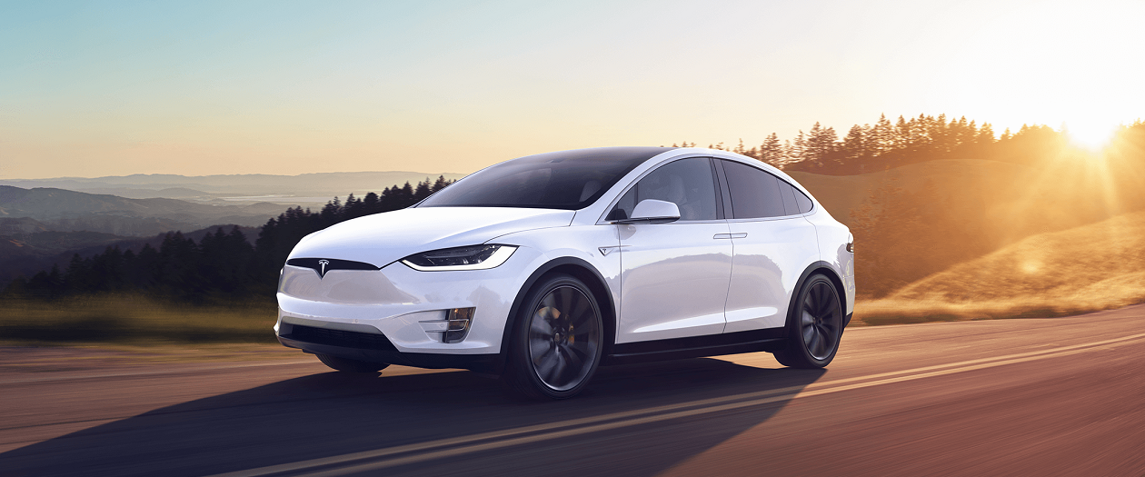 Tesla Model X Hits Police Motorcycle in Autopilot