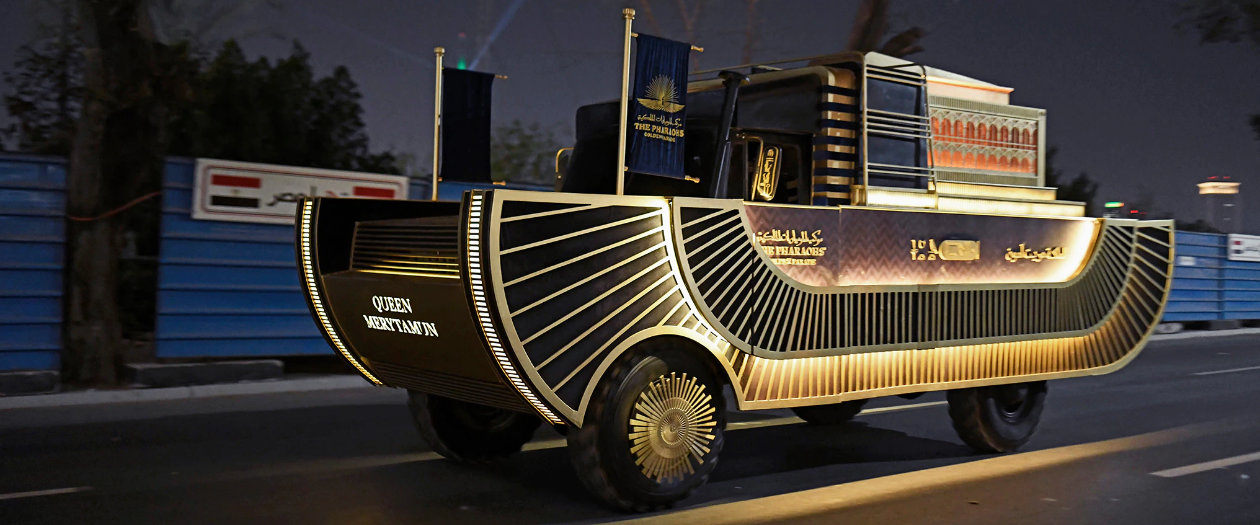 These Customized Cargo Trucks Carried Ancient Egyptian Pharaohs