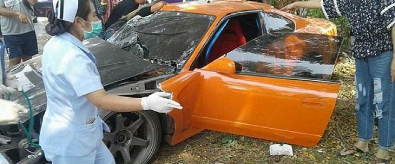 Buddhist Monk Crashes Modified Nissan Silvia S15