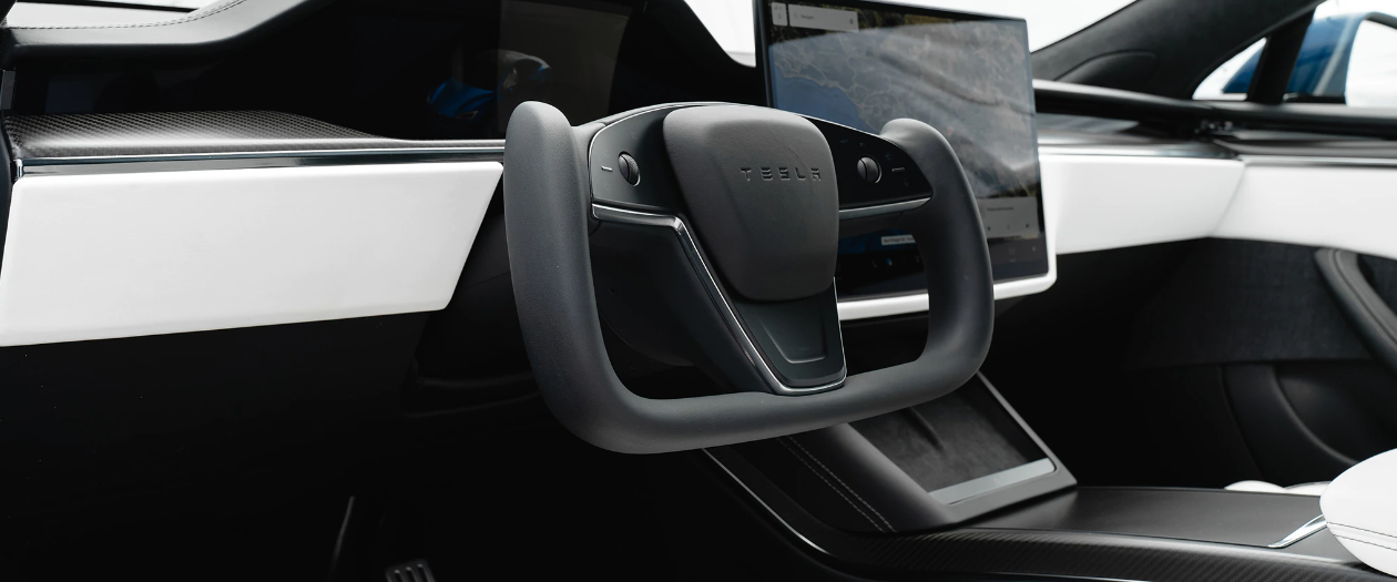 Future Tesla Model S Swaps Steering Wheels for Driving Yokes