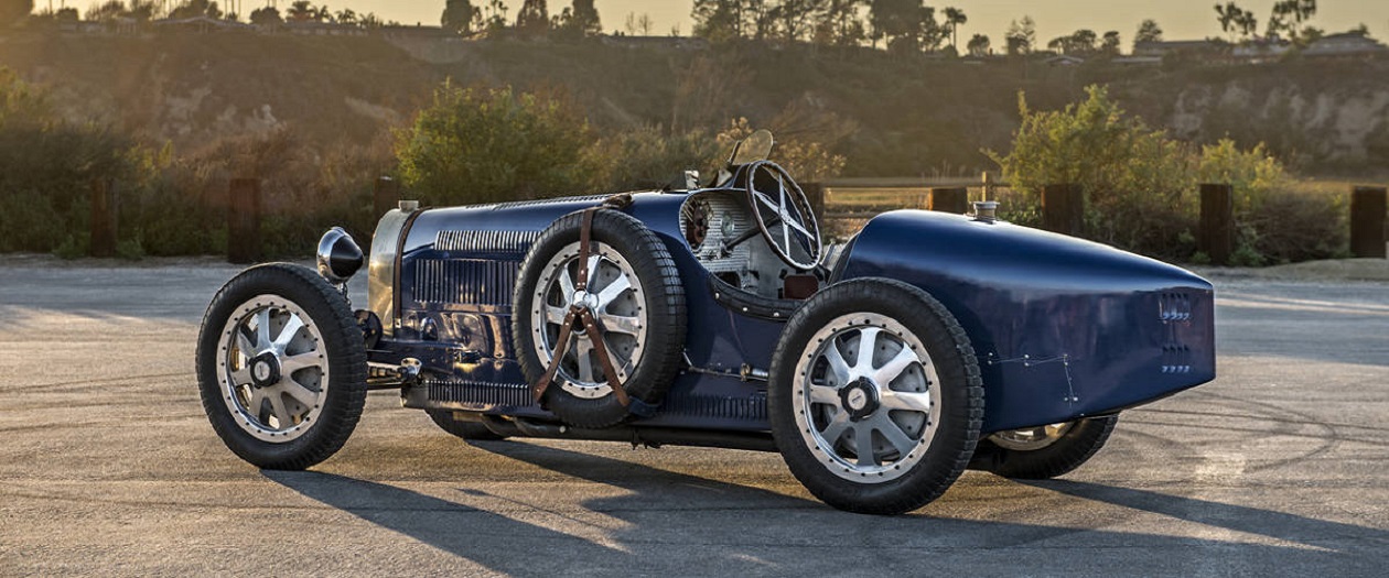 Check Out Top Gear's Chris Harris Drive a Pur Sang Bugatti Type 35