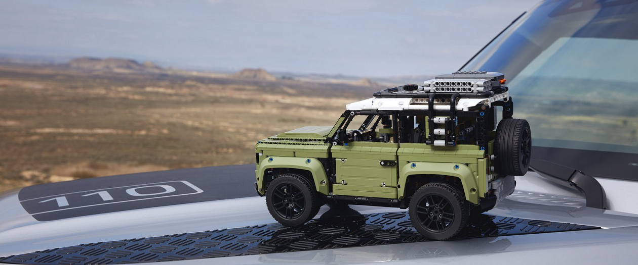 Lego Unveils Scale Model of the 2020 Land Rover Defender