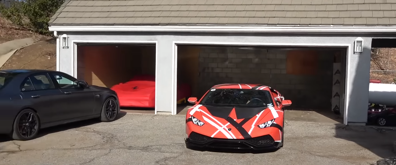 Lamboghini Huracan Errors Out After 250 Launches